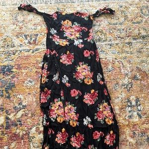 Forever 21 black off shoulder floral maxi